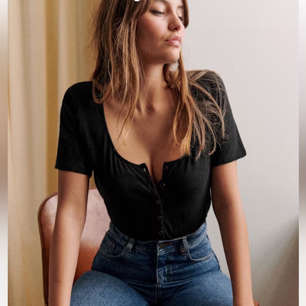 Sezane Milo Tee in Black, XS